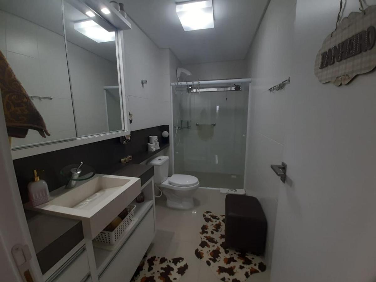 Lindo apartamento 3 dorm a 100m da praia de Perequê Porto Belo Extérieur photo